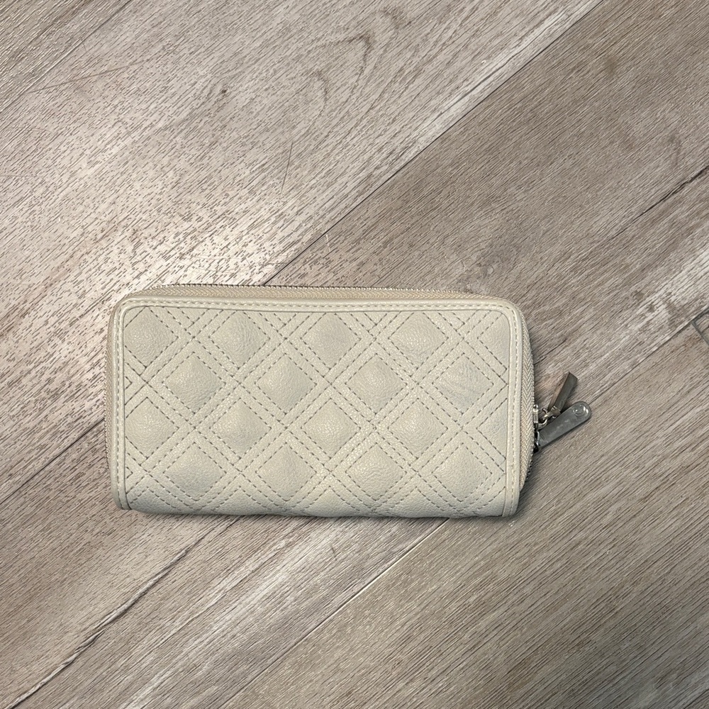 Chic Cream Quilted Wallet